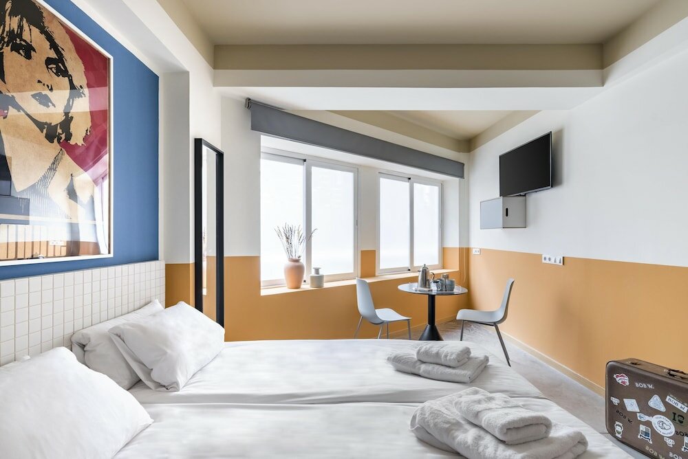 Фото Bob W Chueca