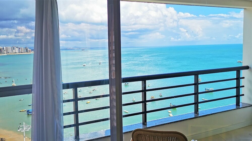 Фото Seaflats Iate Plaza Hotel