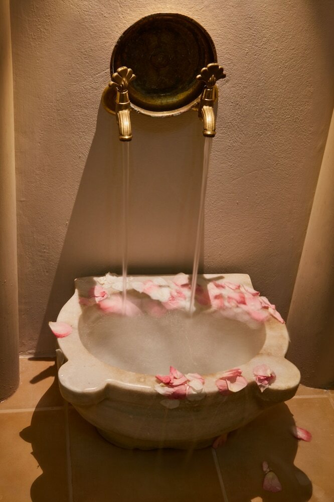 Фото Eressian Hotel & Hammam SPA