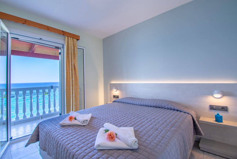 Фото Baywatch Apartments