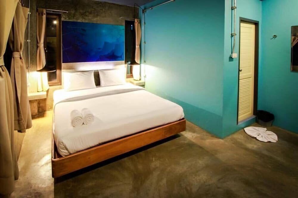Hostel Seabox Khaolak Hostel, Phang Nga Province, photo