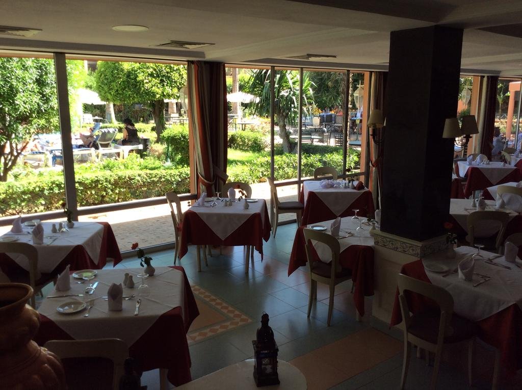 Фото Hotel Chems