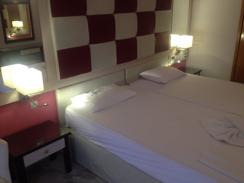 Фото Hotel Kyriaki