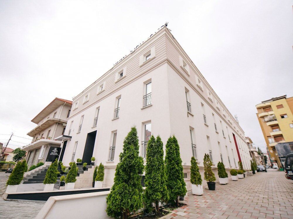 Фото Richmond Hotel