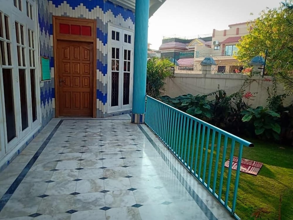 Фото Shahi Palace Guest House