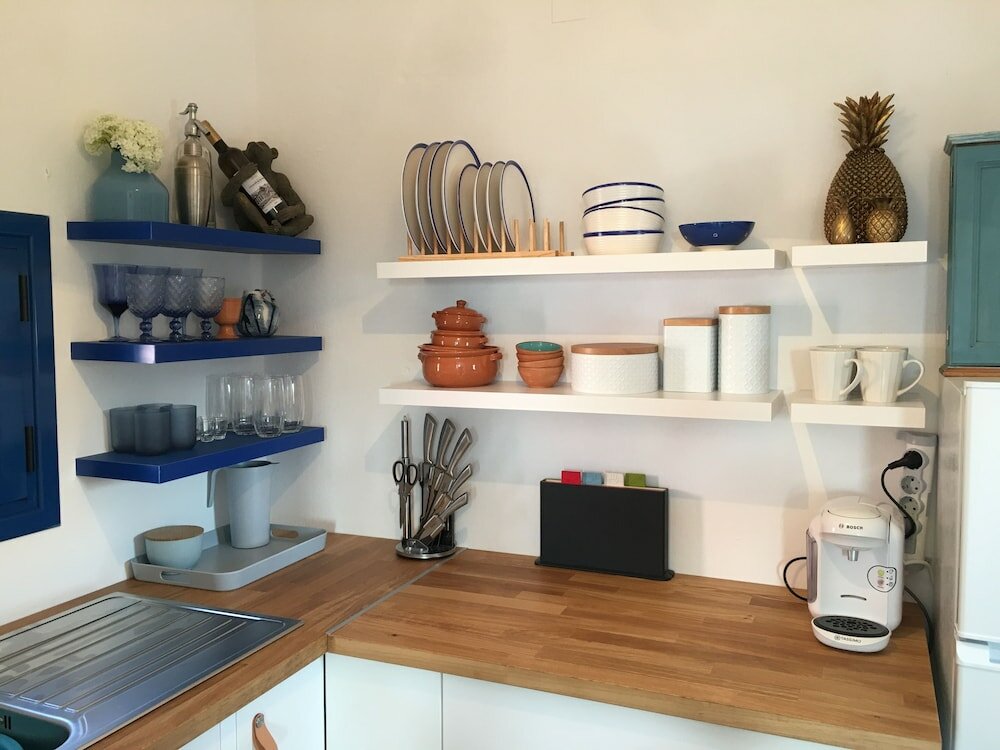 Фото Aphrodite and Apollo Apartments