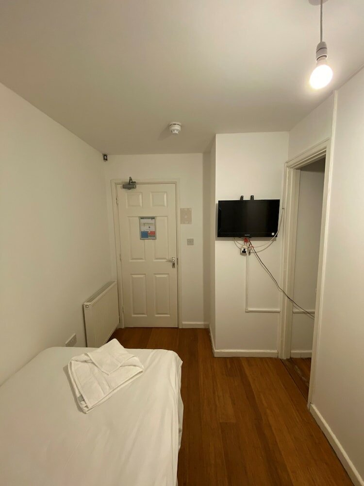 Фото Buckingham Apartment