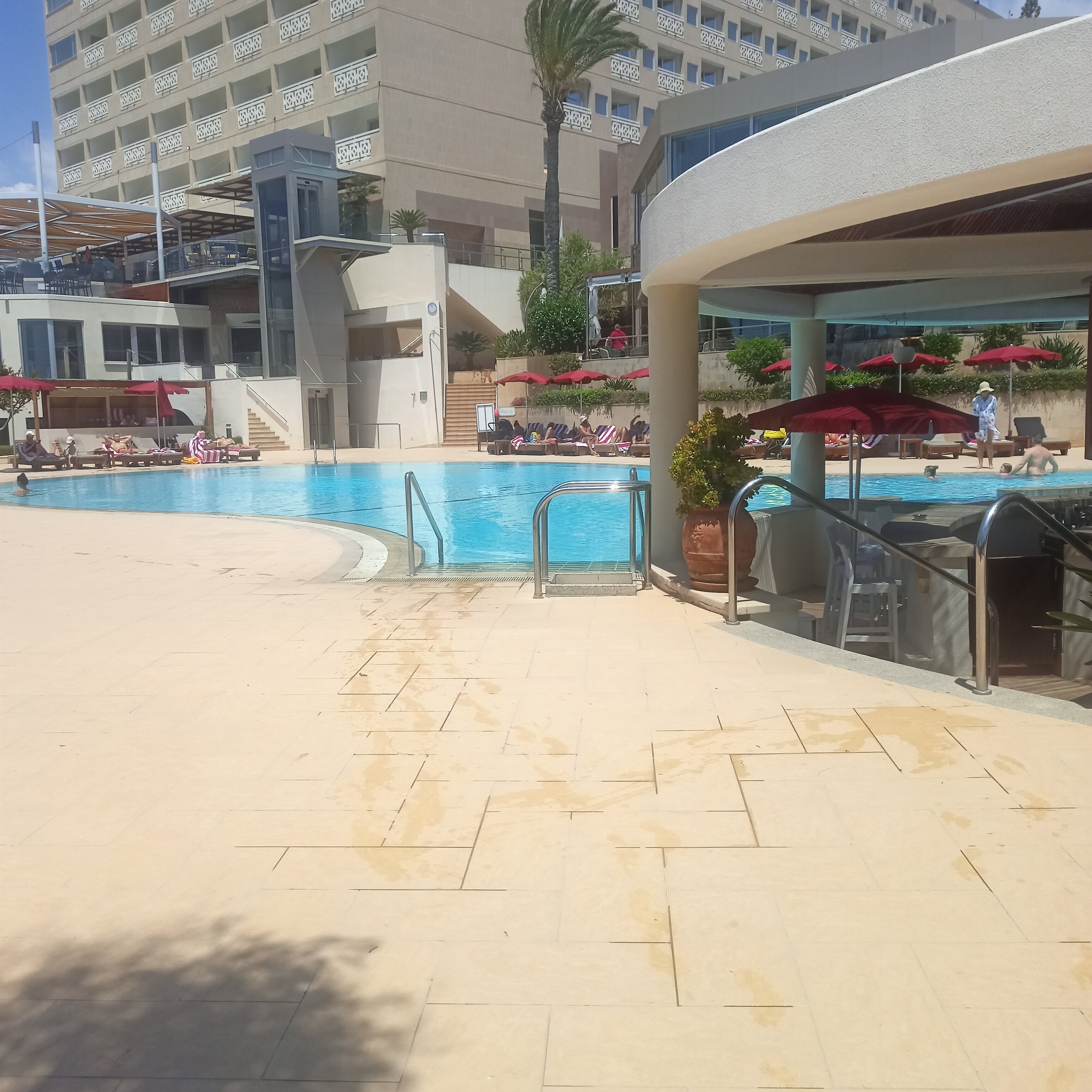 Фото St Raphael Resort & Marina