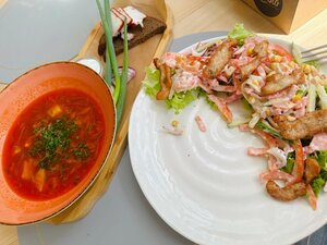 Teplo (Komsomolskiy Avenue, 72/2) ، مقهى