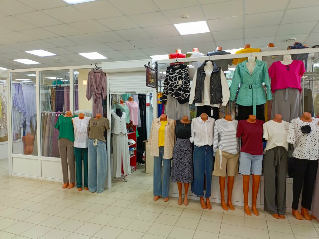 Clothing market Вещевой рынок, Starodub, photo