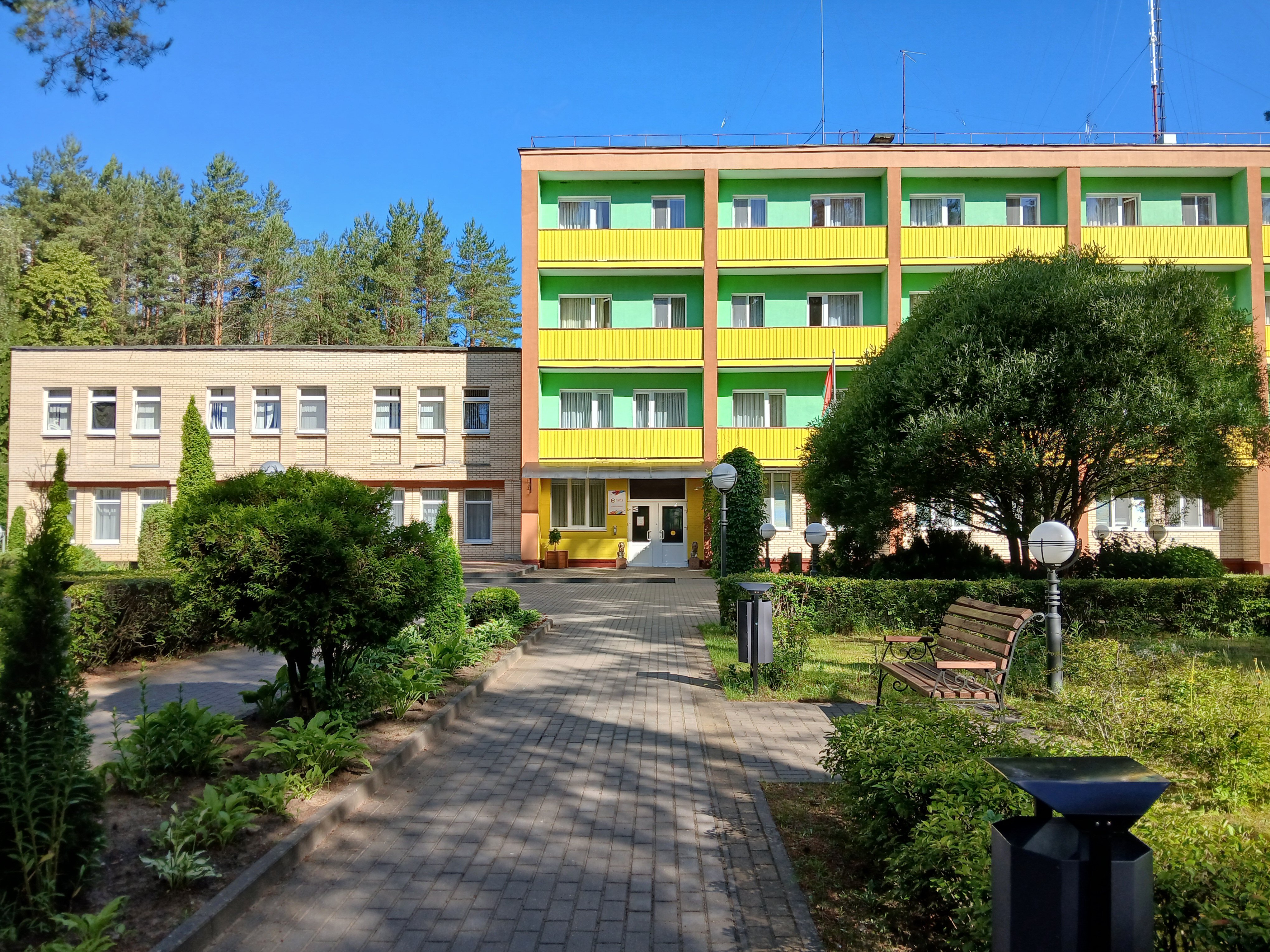 Фото отеля 1