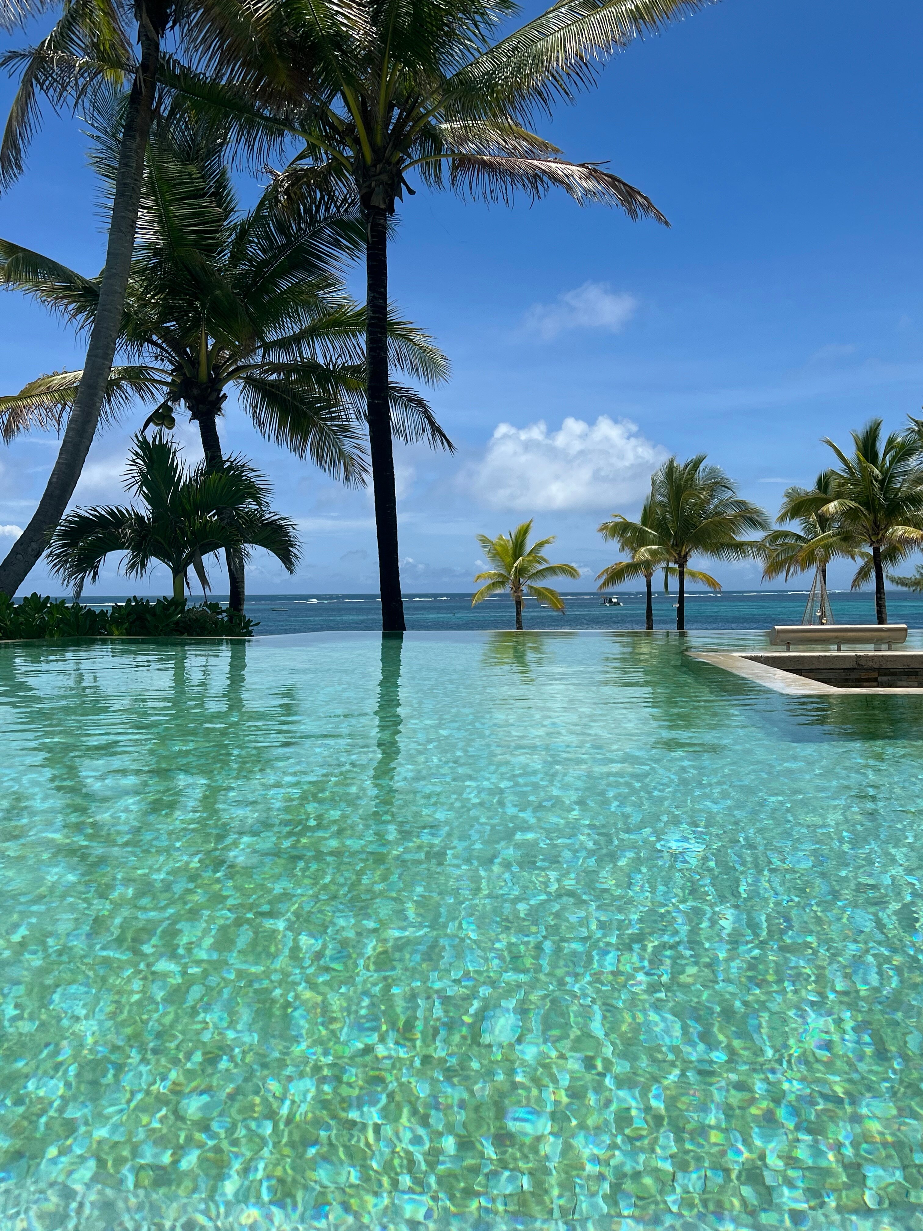 Фото Long Beach A Sun Resort