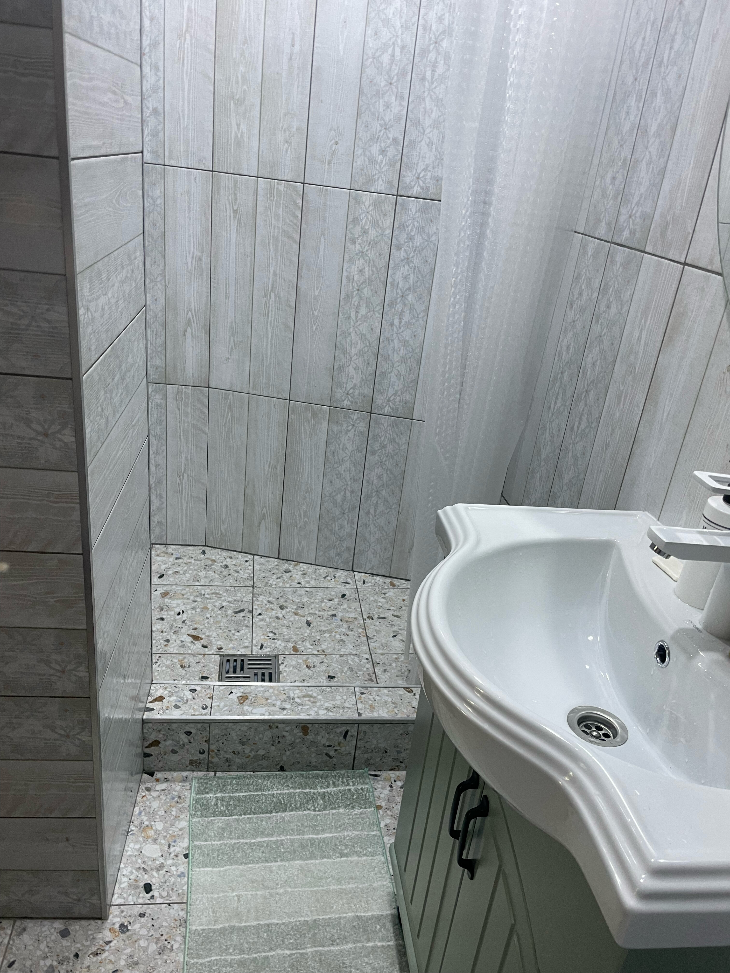 Фото Под Виноградом