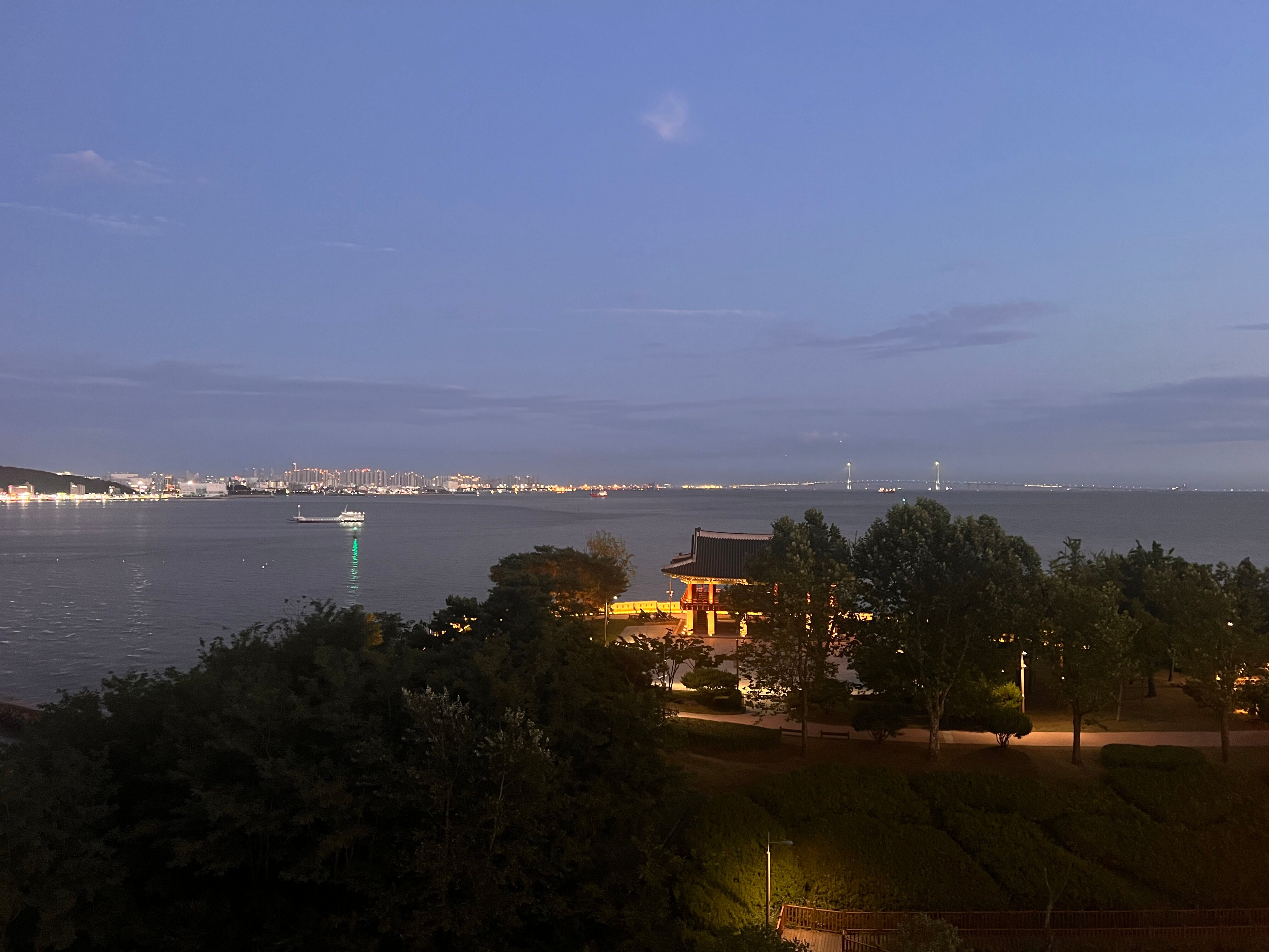 Фото Airsky Hotel