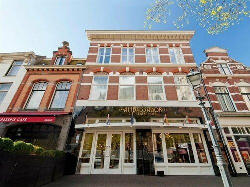 Внешний вид отеля Ambassador City Centre Hotel в Харлеме, фото 1