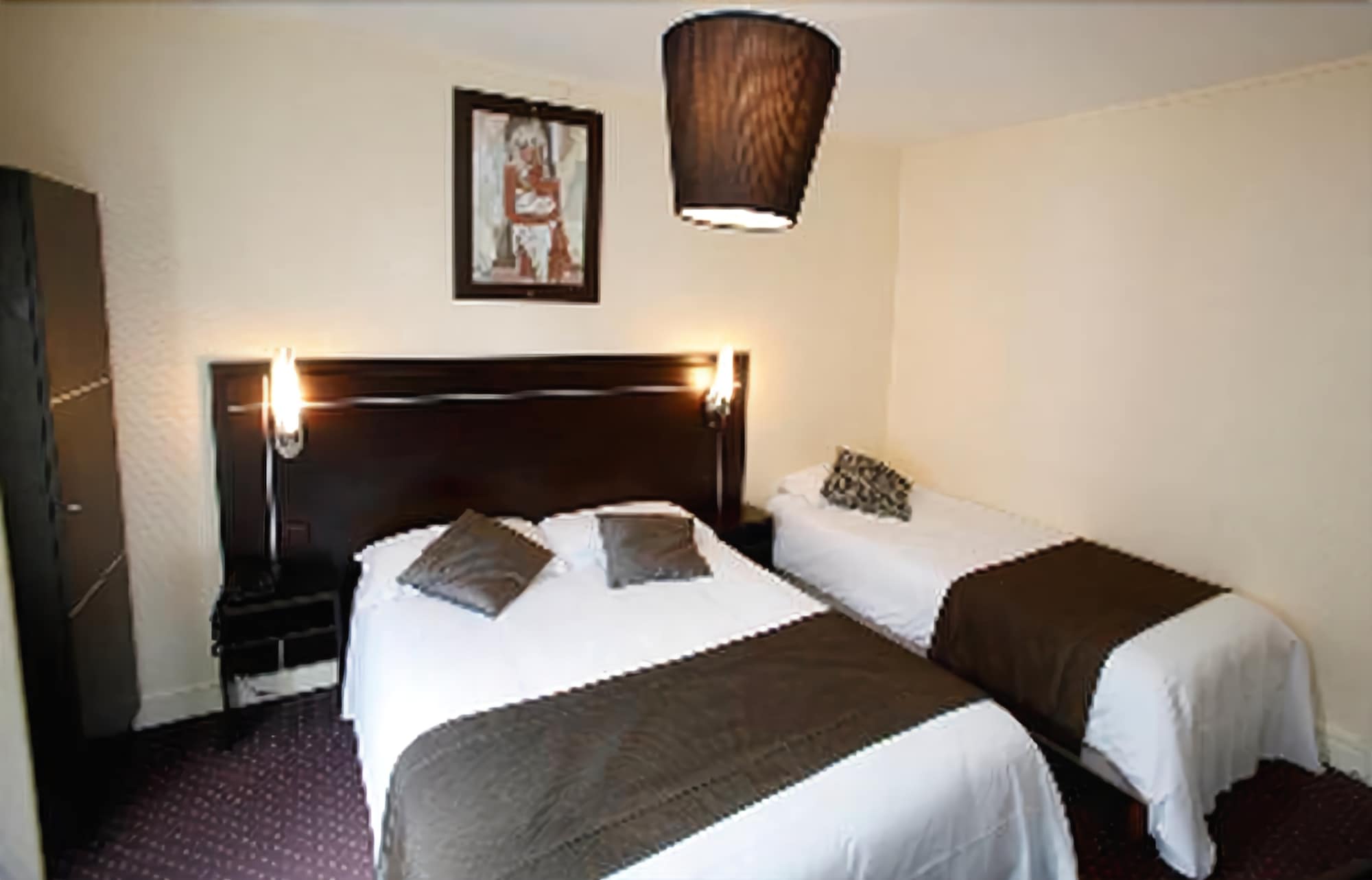 Фото Hôtel Le Home Saint Louis