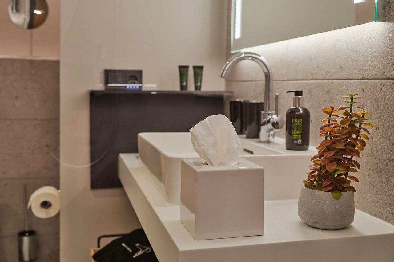 Фото Adina Apartment Hotel Dusseldorf