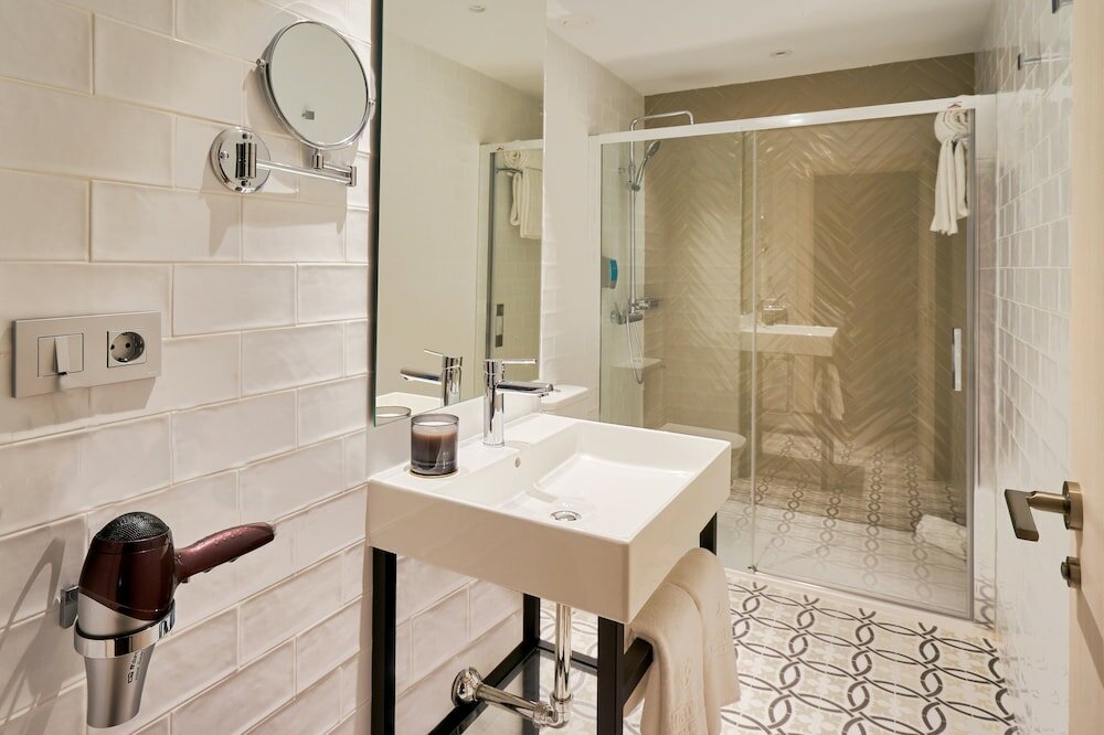 Фото Tandem Soho Suites