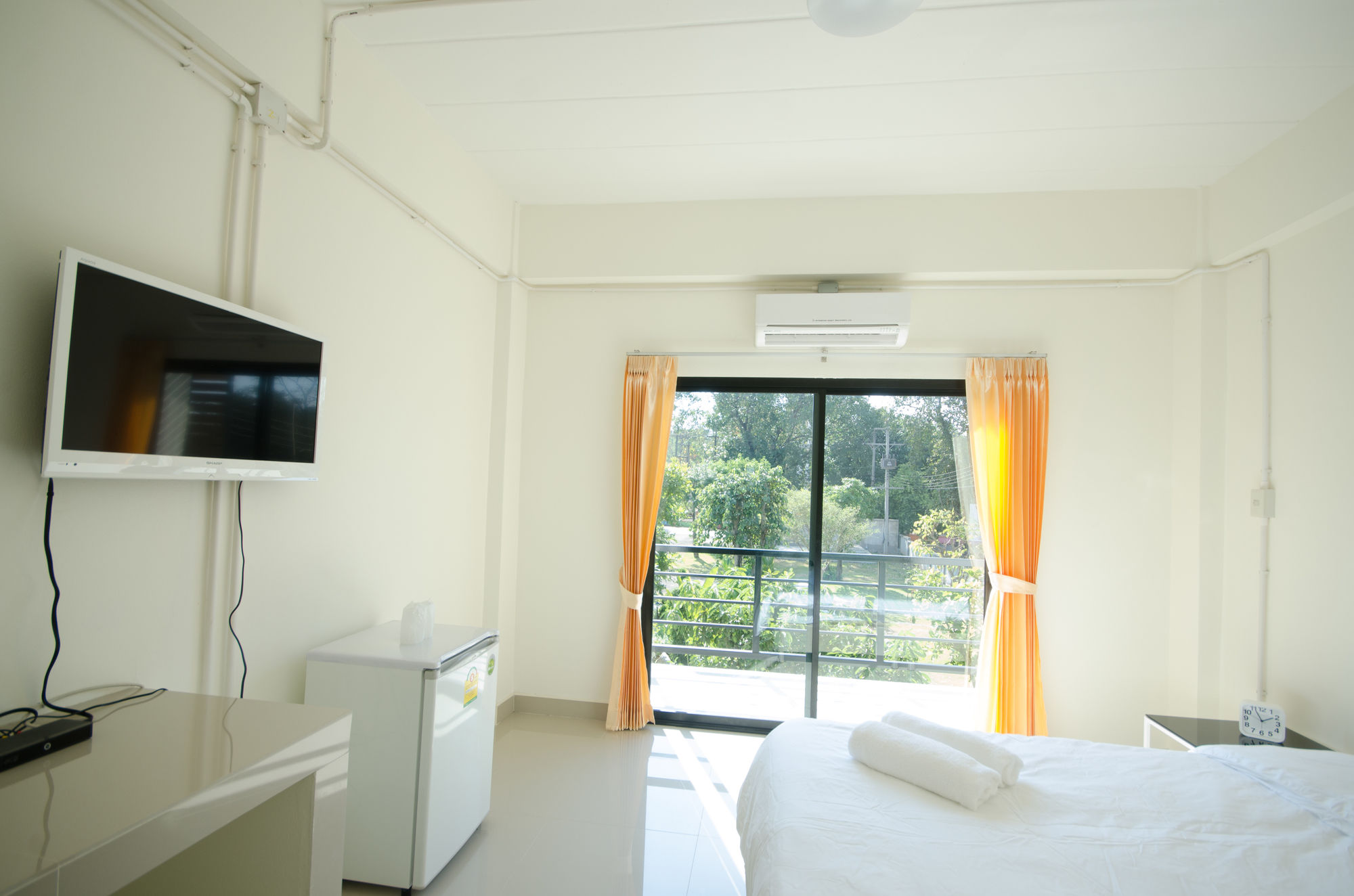 Фото Sunee Boutique Hotel