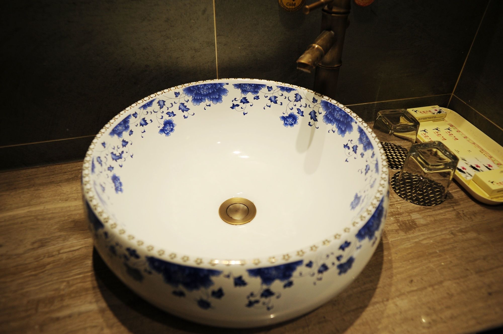 Фото Hangzhou Banmufangtang Boutique Inn