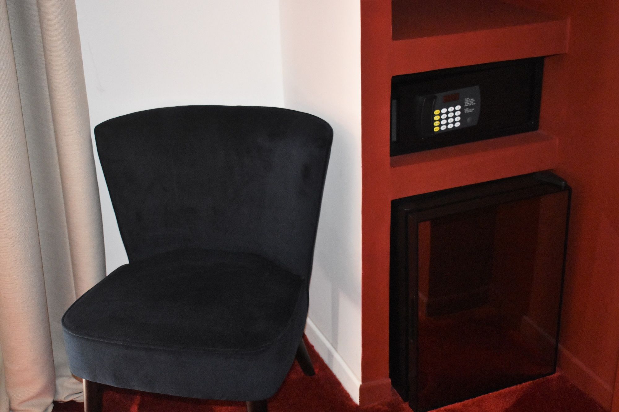 Фото Hôtel Churchill