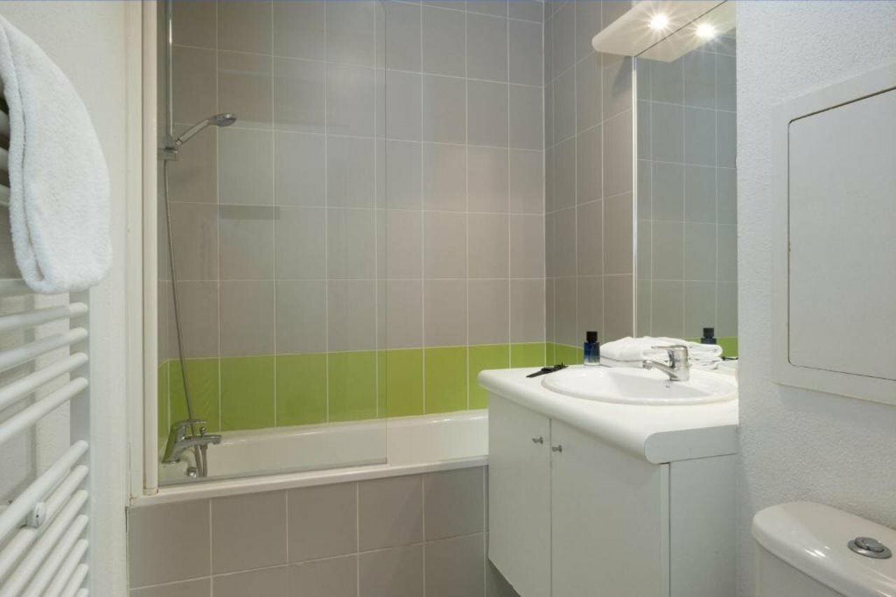 Фото Nemea Nancy Appart'hotel