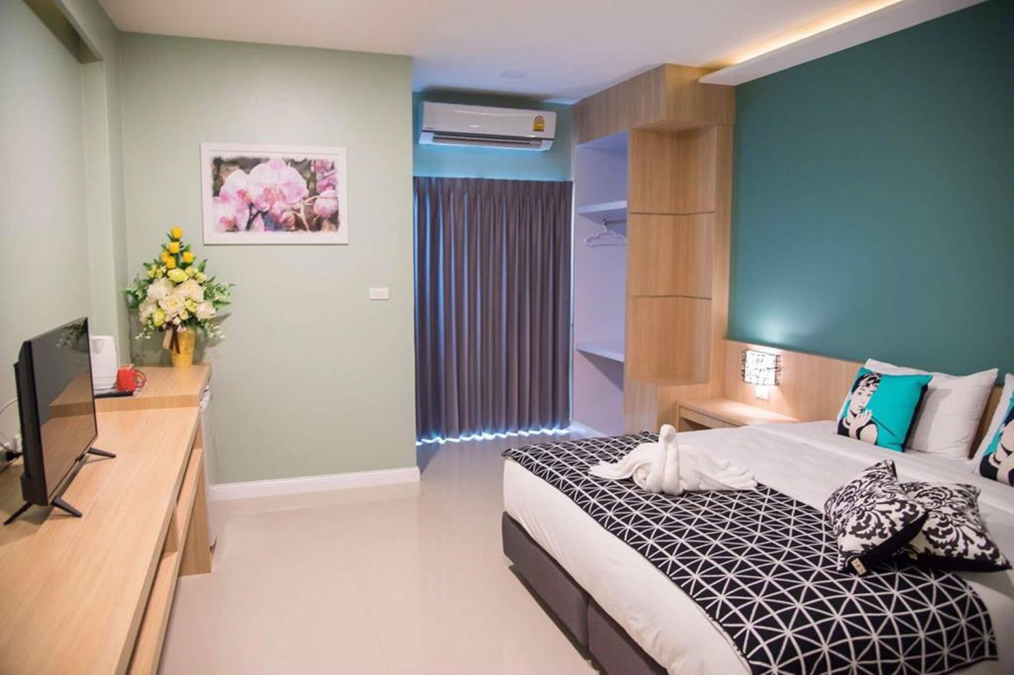 Фото It's Me Keawanong Hotel