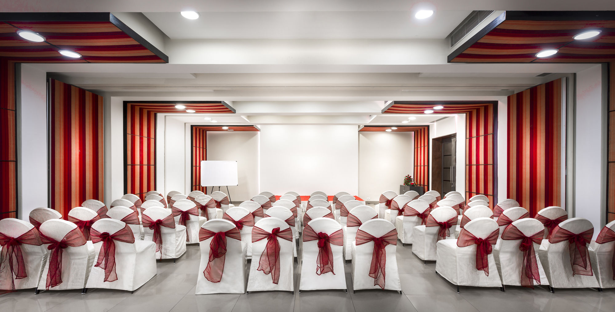 Фото Regency Sameera Vellore by Grt Hotels