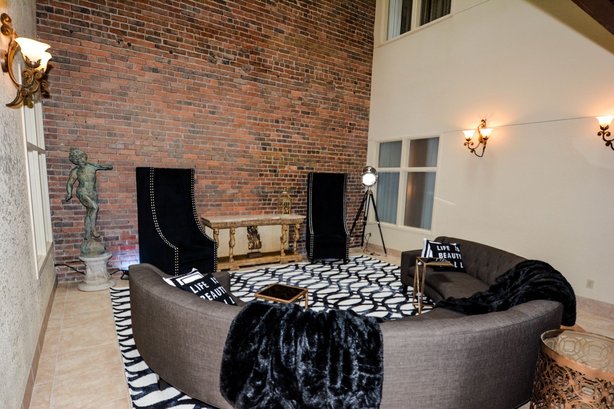 Фото Des Lux Hotel