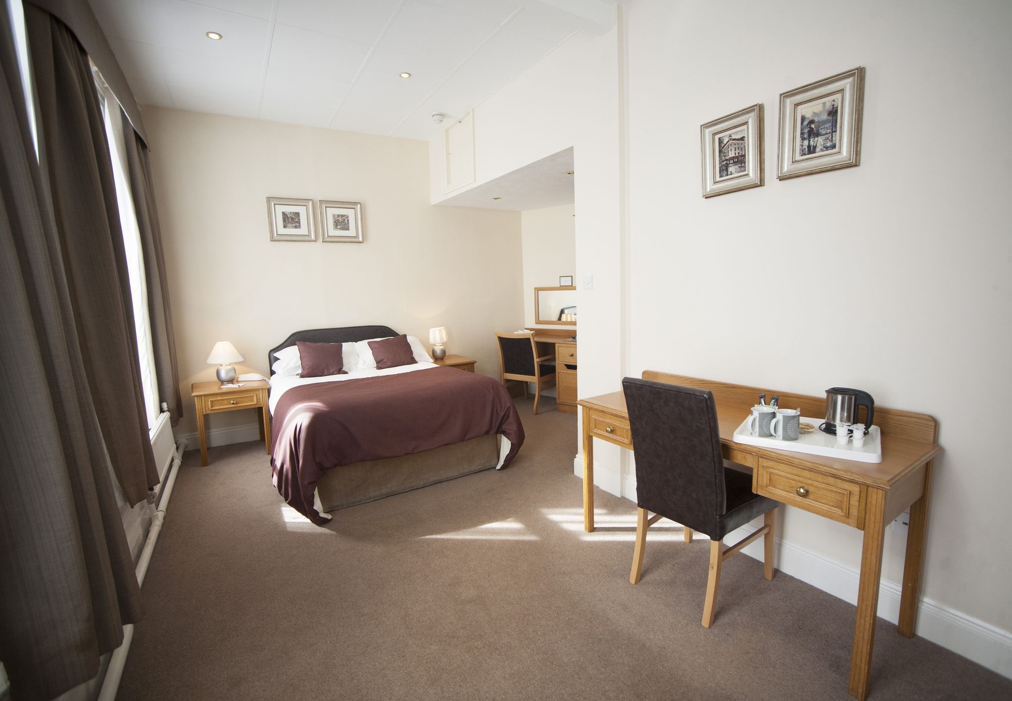 Фото The White Swan, Halifax