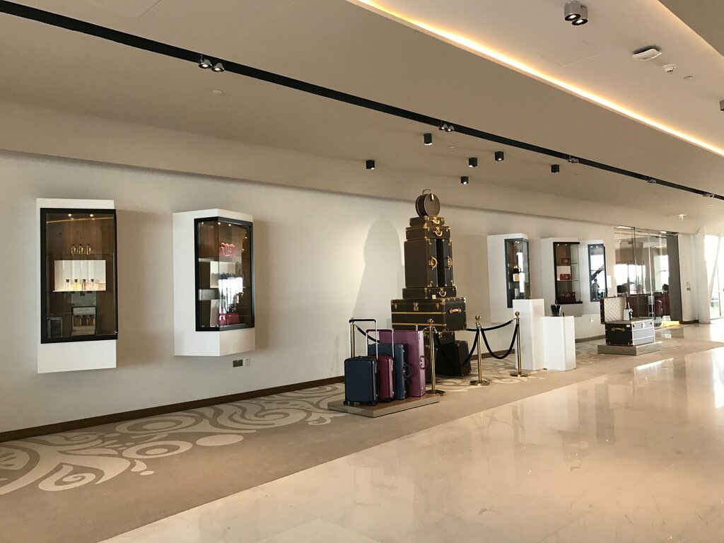 Carpet shop Gigantic Building Material, Dubai, photo