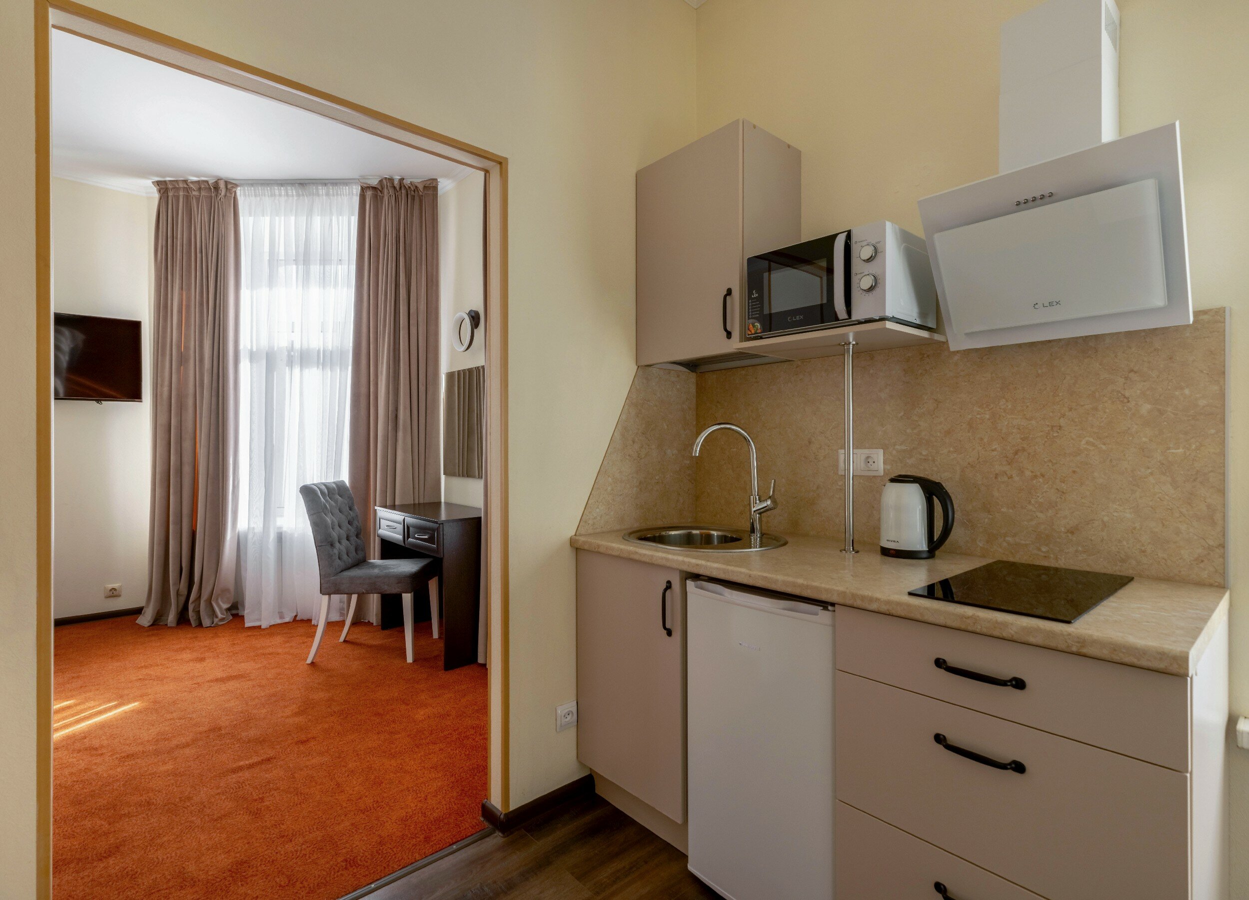 Фото Solo на Большом проспекте