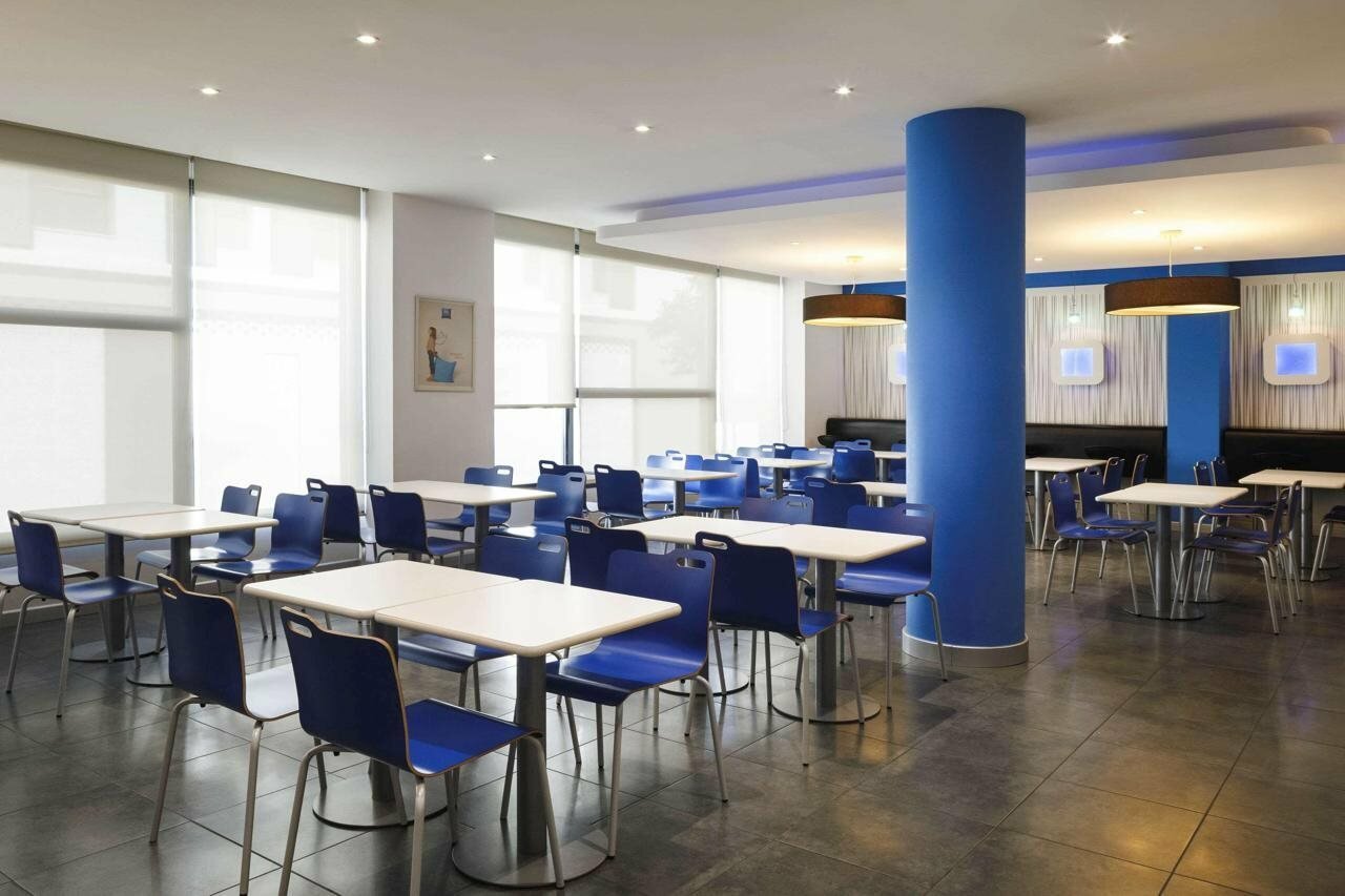 Фото Ibis budget Málaga Centro