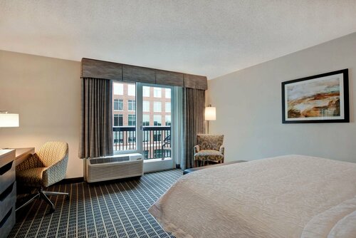 Гостиница Hampton Inn & Suites Greenville-Downtown-RiverPlace