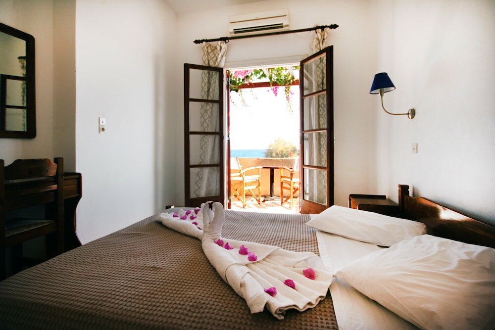 Фото Nostos Beach