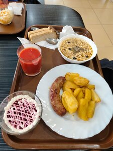 Перекрёсток (Kirov Region, Kotelnichskiy rayon, Zaytsevskoye selskoye poseleniye, derevnya Kosolapovy), canteen