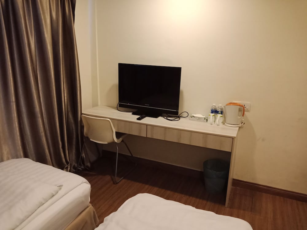 Фото Home Inn 1 Taman Segar