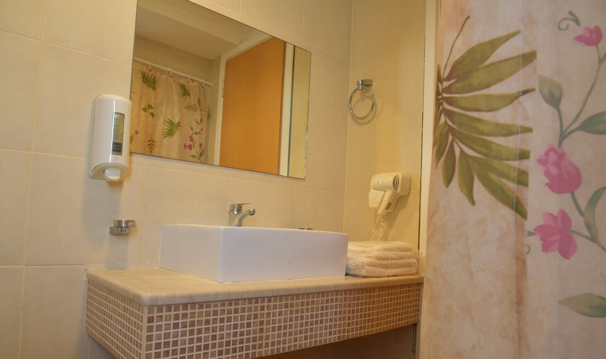 Фото Bristol Sea View Apartments