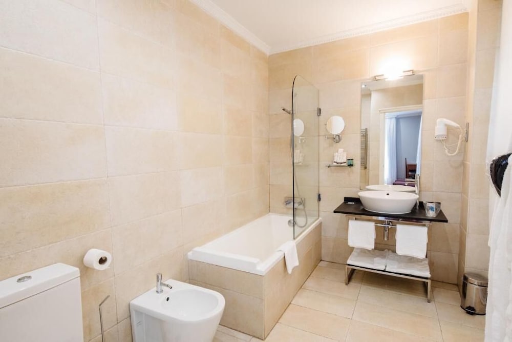 Фото ITC Infantas by Soho Boutique hotel