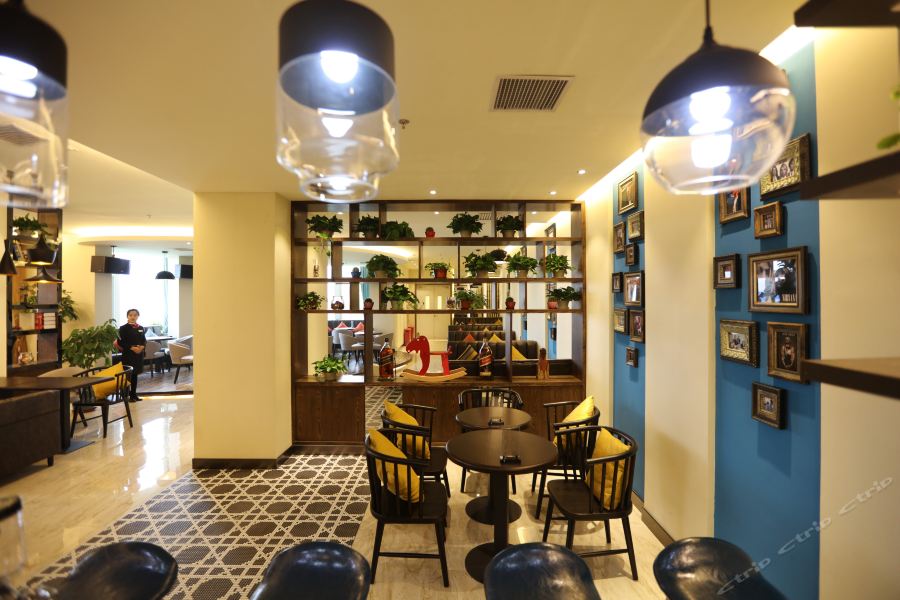 Фото Lavande Hotel Shunyi Metro Station