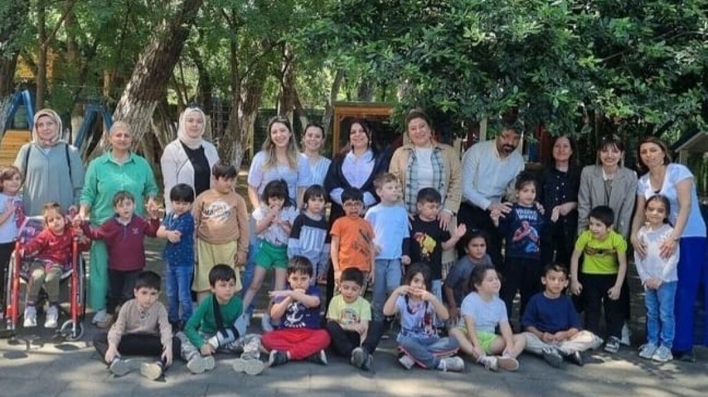 Jardín de infancia, guardería Serife Baci Special Education Kindergarten, , foto