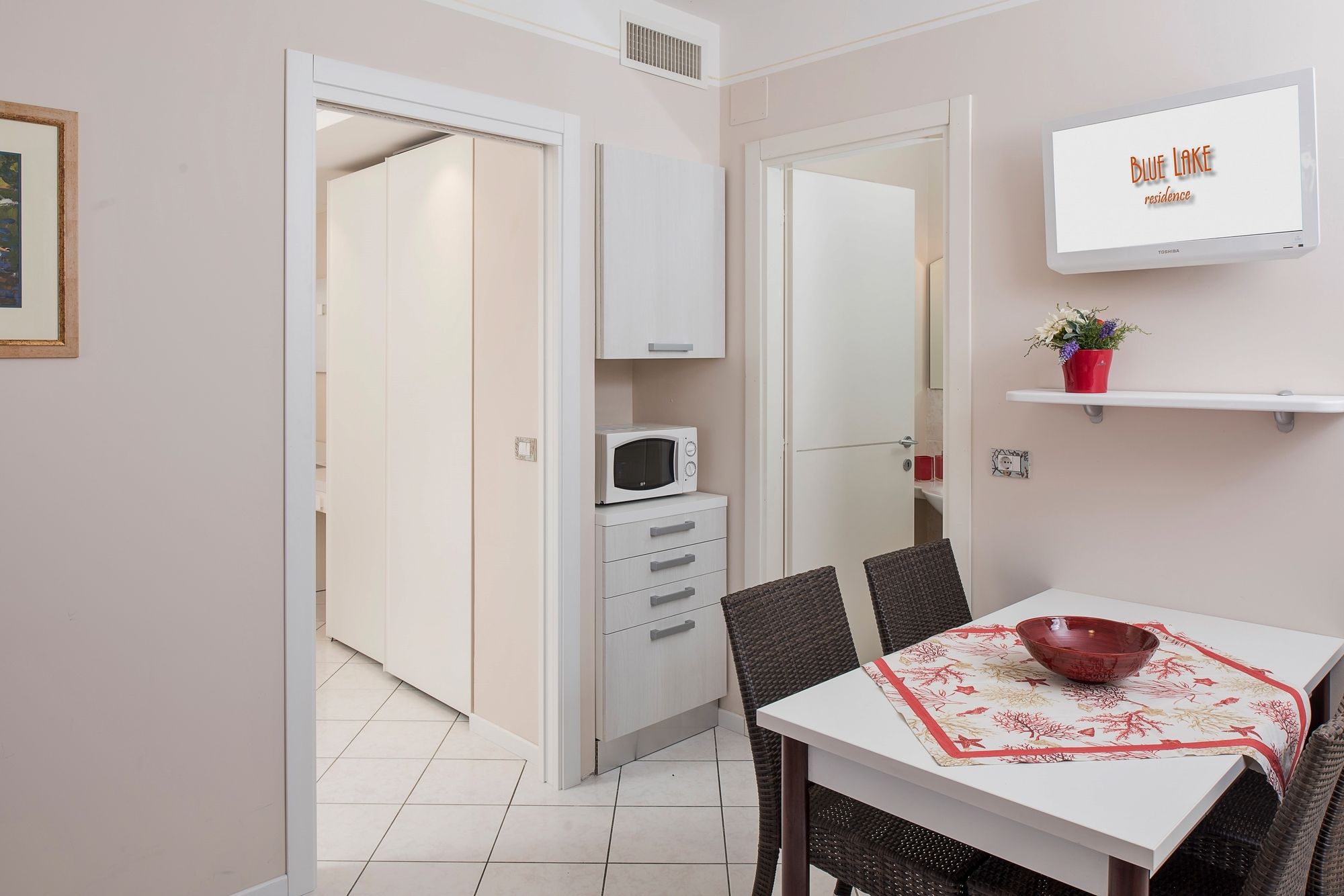 Фото Blue Lake Residence