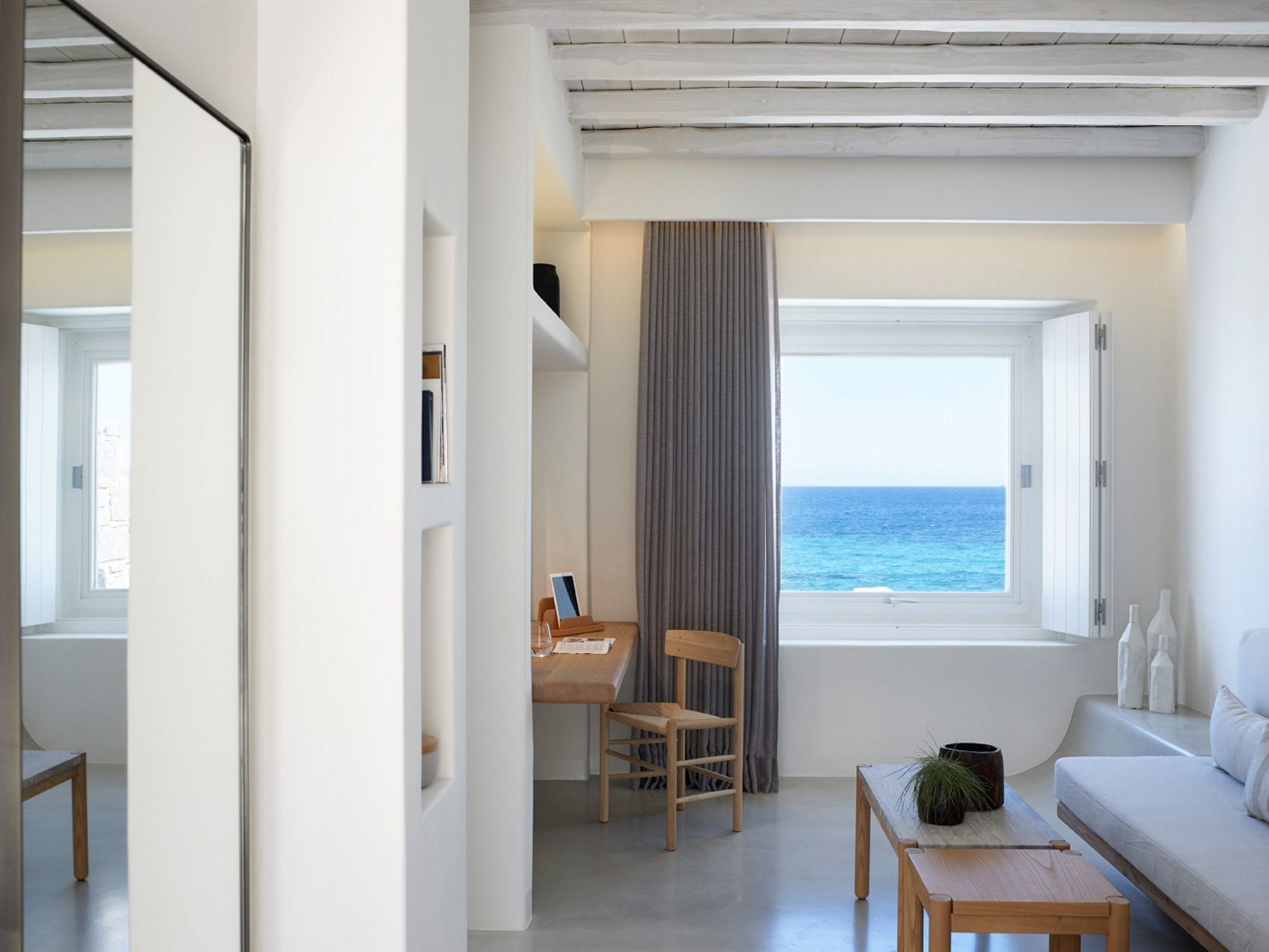 Фото Bill & Coo Coast Suites - Adults Only