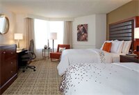 Фото Renaissance St. Louis Airport Hotel