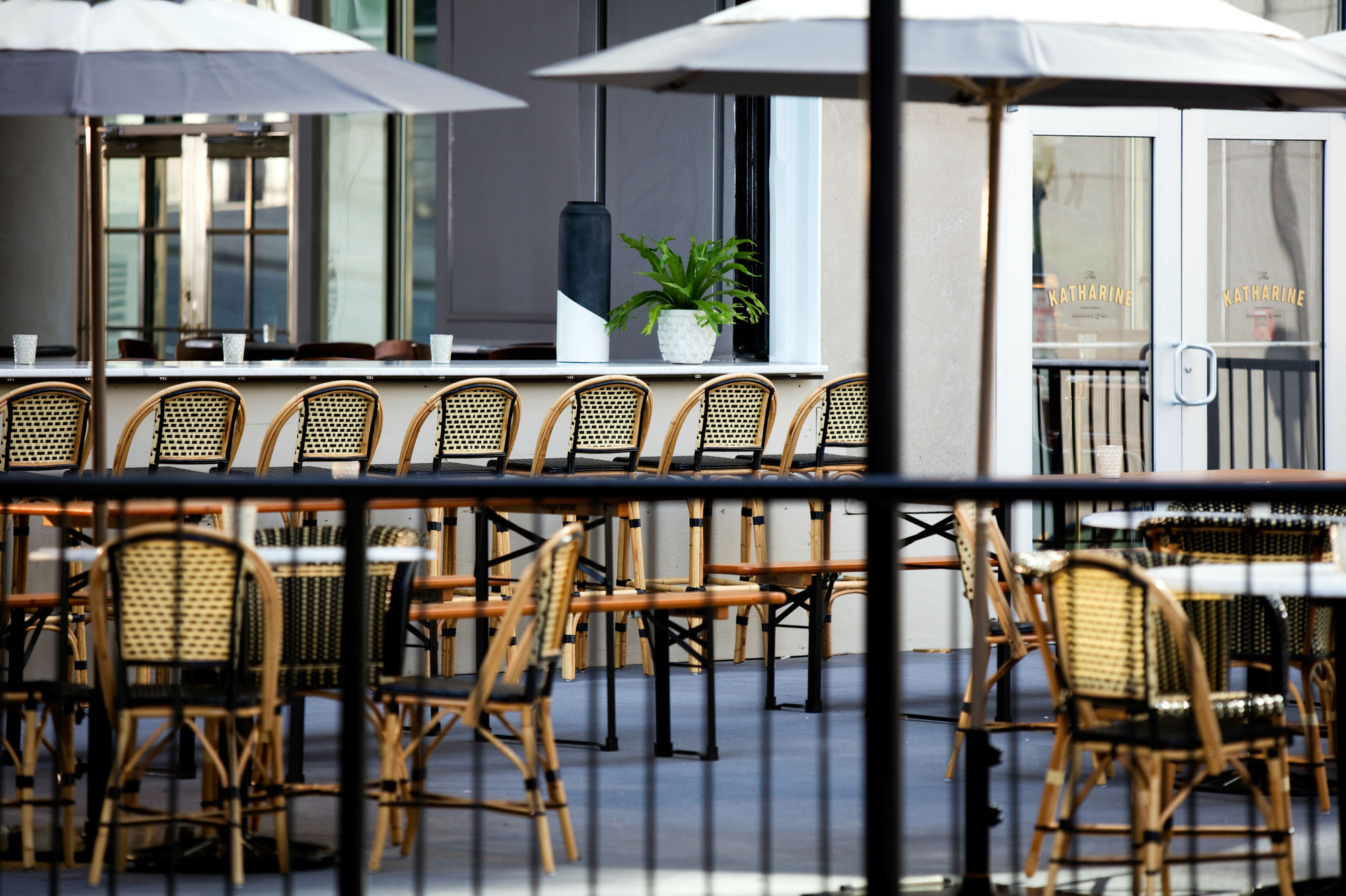 Фото Kimpton Cardinal Hotel, an IHG Hotel