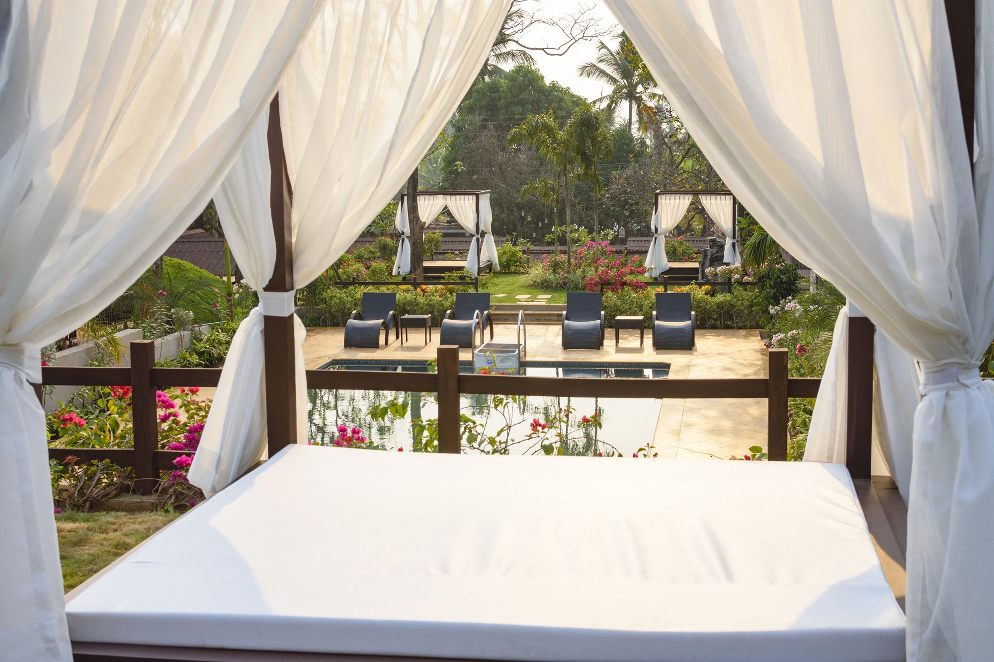Фото Stone Wood Resort