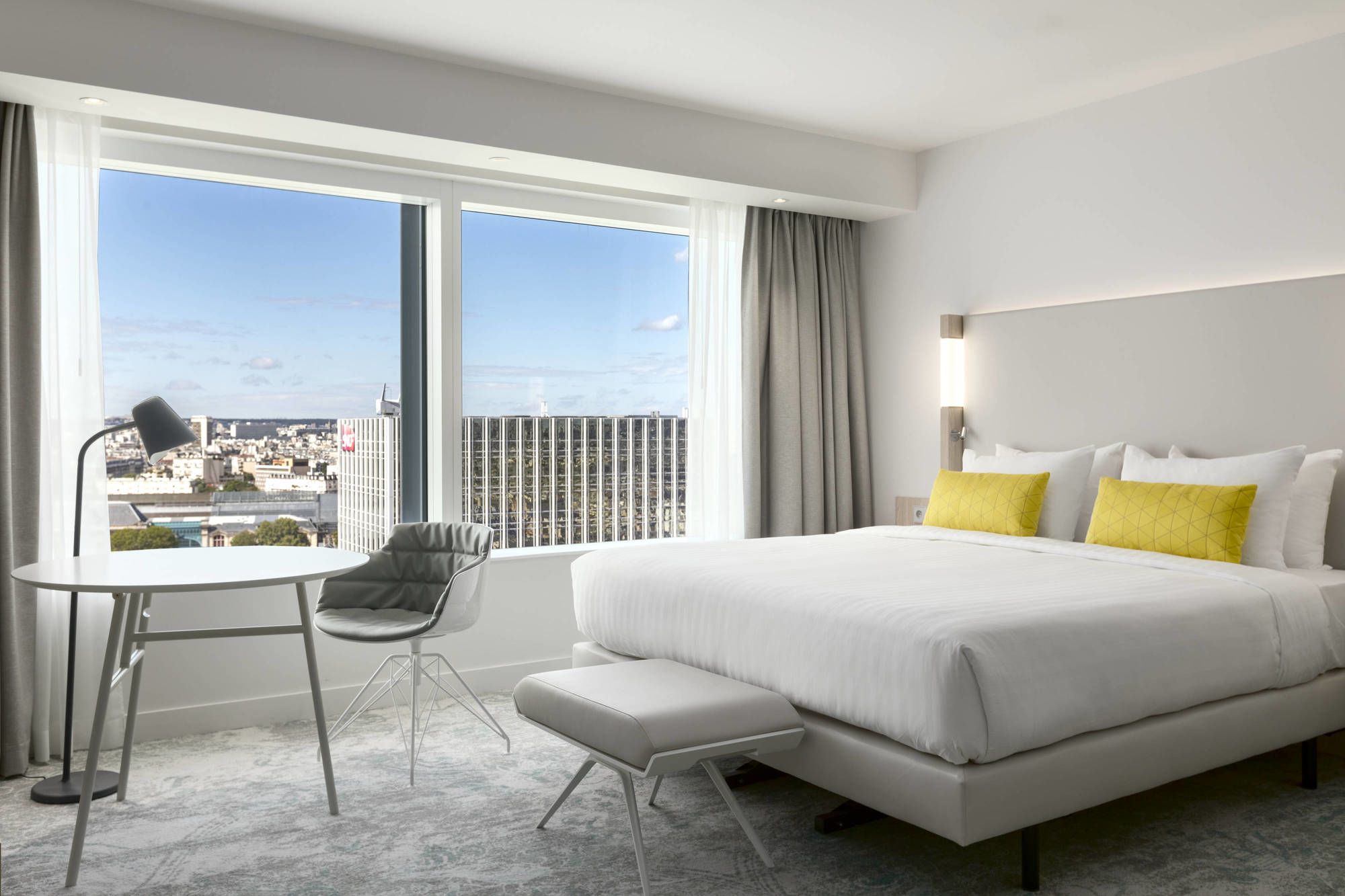 Фото Courtyard by Marriott Paris Gare de Lyon