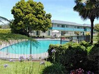 Апартаменты Coral Reef Inn & Suites в Аламиде