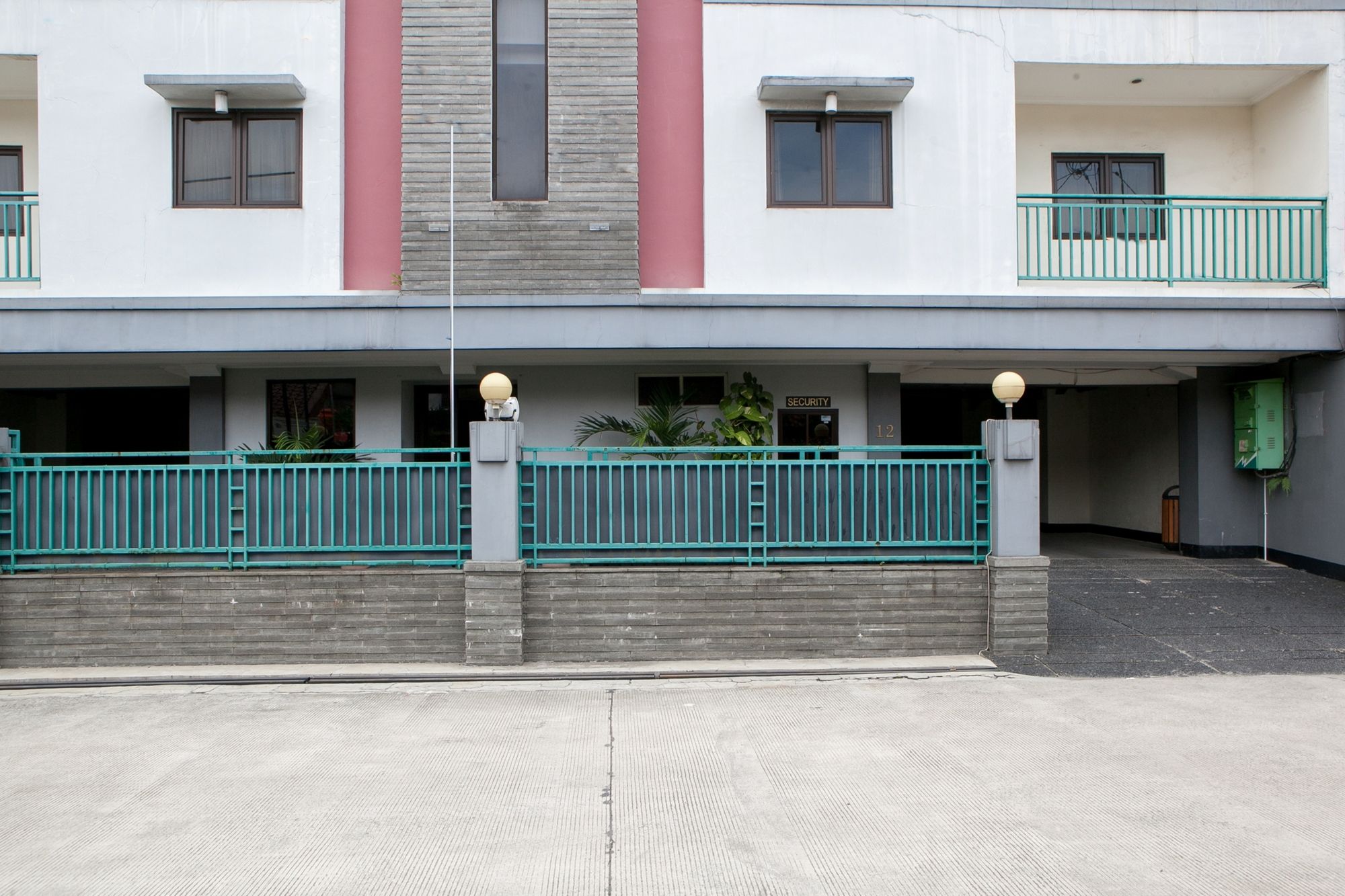 Фото RedDoorz @ Buah Batu