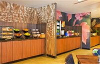 Фото Fairfield Inn & Suites by Marriott Milwaukee Downtown